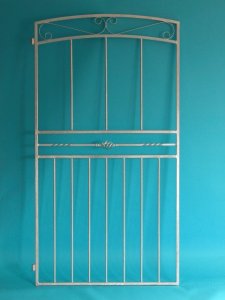 3SSB - Scrolls & single basket horizontal in this gate. Also comes with double baskets